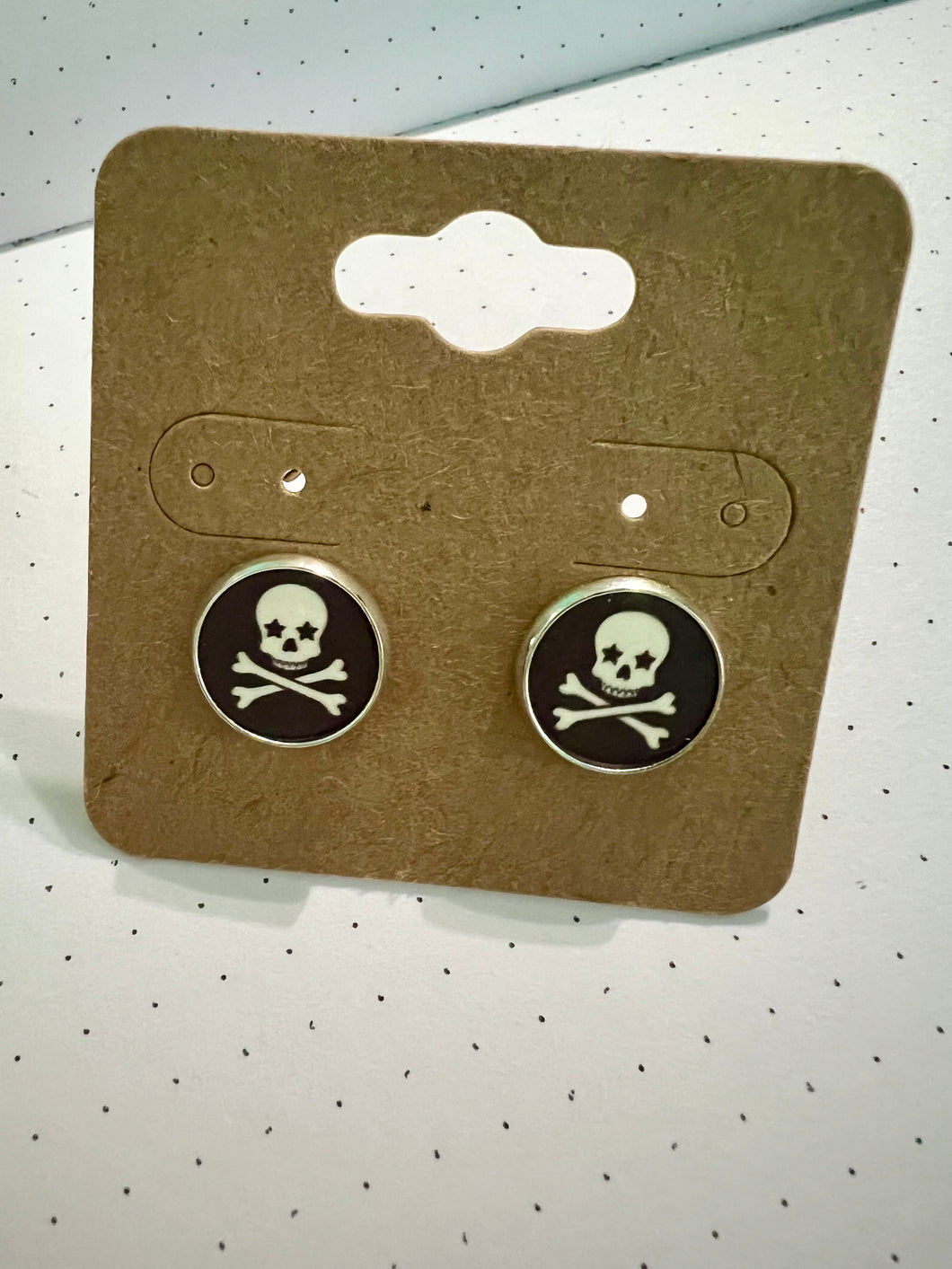 Glow In the Dark Skull Stud Earrings