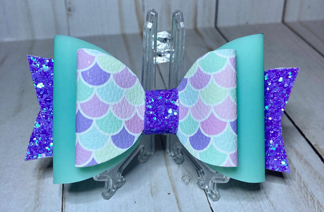 Mermaid Dreams Big Bow