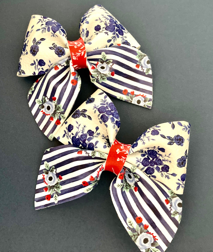 Floral & Stripes Bow Set